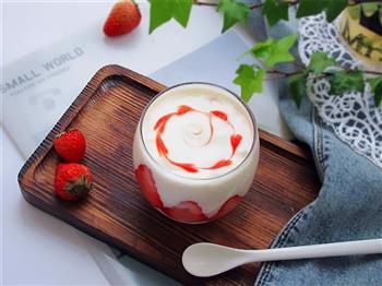 草莓酸奶饮的做法步骤7