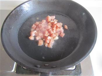 豌豆鸡蛋干炒肉丁的做法图解5