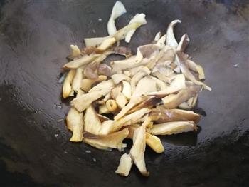 韭菜蘑菇炒贻贝的做法图解4