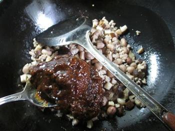 肉末花生米香菇酱的做法步骤7
