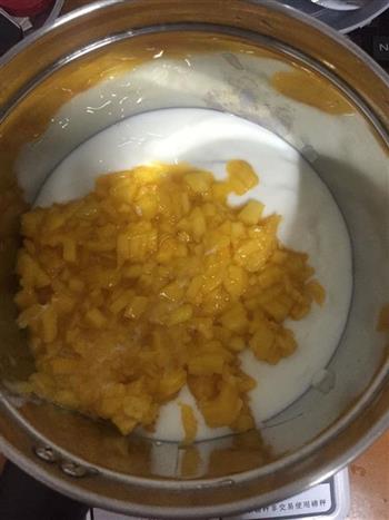 酸奶芒果慕斯的做法步骤4