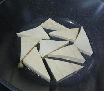 葱香黄金客家豆腐的做法图解2