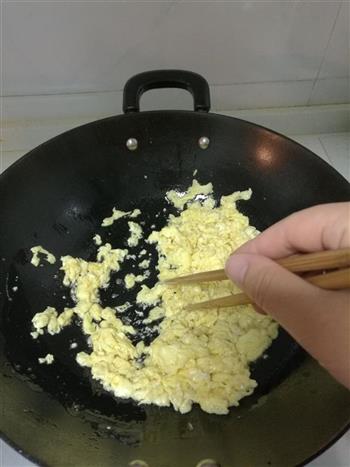 火腿鸡蛋炒饭的做法步骤2
