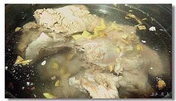 羊肉菌菇汤锅的做法图解4