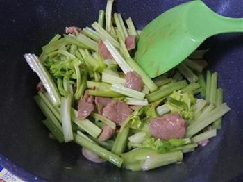 芹菜烩客家煎豆腐的做法图解9