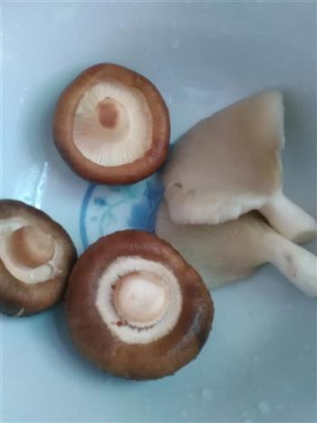 生菜菌菇包子的做法步骤3
