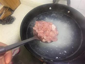 荠菜皮蛋瘦肉粥的做法步骤6
