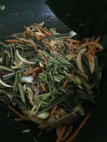 酸辣蕨菜的做法图解8