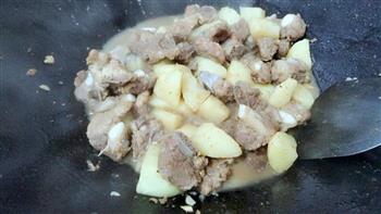 土豆炖排骨的做法步骤5