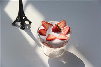 草莓酸奶的做法步骤10