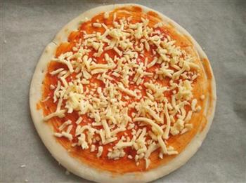 番茄芝士披萨的做法图解2