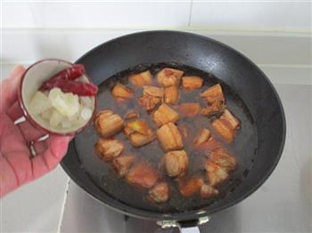 百叶结红烧肉的做法步骤11