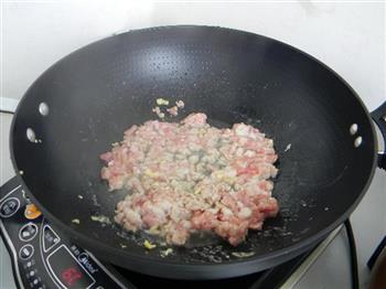 苣荬菜水煎饺的做法步骤6