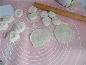 苣荬菜水煎饺的做法步骤9