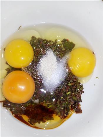香椿煎鸡蛋的做法图解3