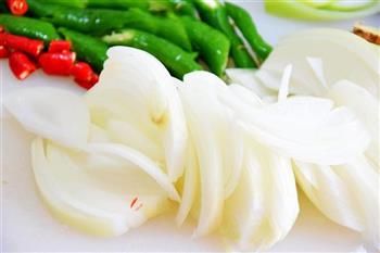 辣白菜炖鲅鱼的做法步骤4