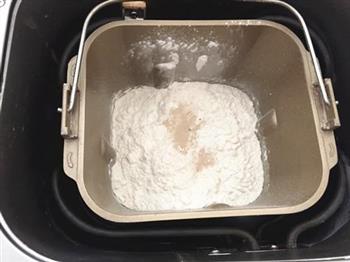 酸奶蜜豆面包的做法步骤5