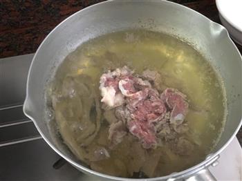 猪肝枸杞菜汤的做法图解4