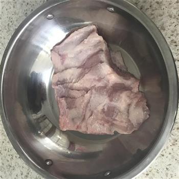 泰式烤猪颈肉的做法步骤1