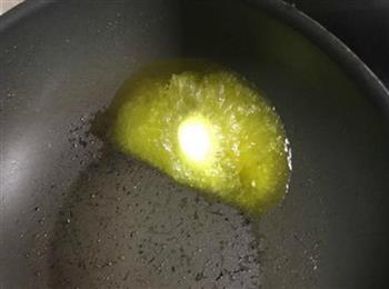 茄汁鹌鹑蛋的做法步骤4