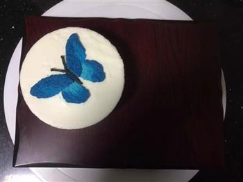 手绘蝴蝶慕斯蛋糕的做法步骤18