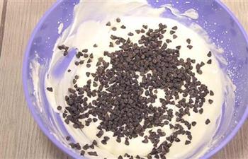 自制牛奶巧克力冰淇淋的做法步骤3