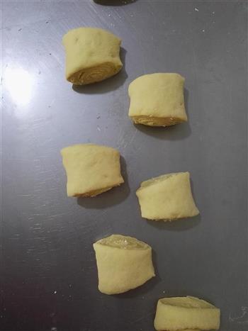 椰蓉面包卷的做法图解13