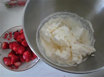 草莓夹心牛奶面包的做法步骤13