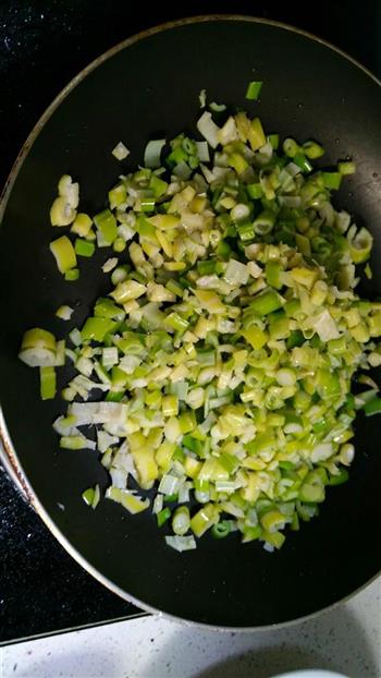 小笋酸菜炒肉泥的做法步骤5