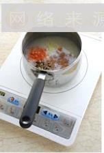 香菇鸡茸蔬菜粥的做法步骤3