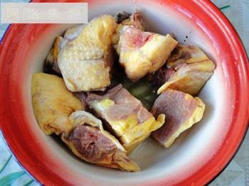 美容养颜汤-香菇鸡汤-春季美食的做法图解1
