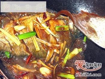 家常菜谱-红烧鳊鱼的做法步骤11