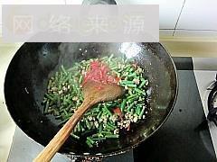 肉末橄榄炒豇豆的做法步骤9