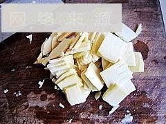 春笋焖豆腐的做法步骤4