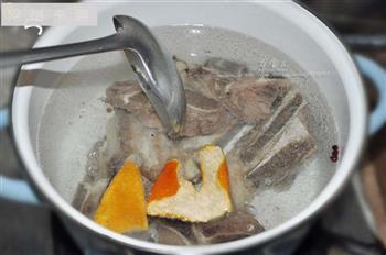 改良版 韩国—牛骨蔬菌汤的做法步骤5