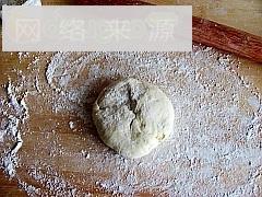 腐乳葱花饼的做法步骤6