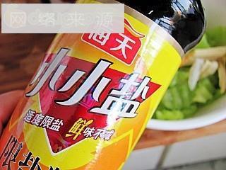 夏日开胃小凉菜-红油腐竹拌莴笋的做法图解9