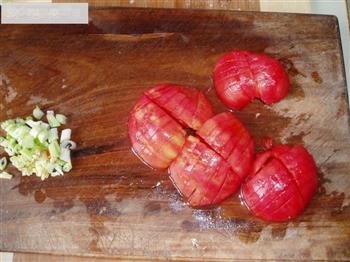 西红柿面絮汤的做法步骤2