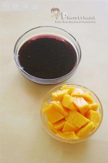 芒果椰汁黑糯米的做法步骤1