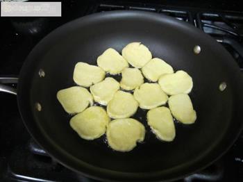 红烧素鸡毛豆的做法步骤2