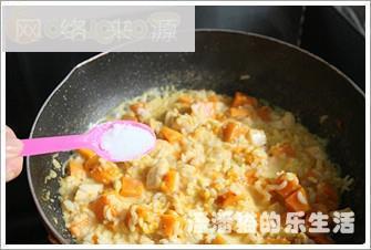 奶香南瓜鸡肉焗饭的做法图解6