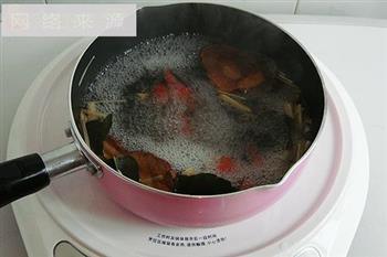 泰式冬阴功黑鱼片汤的做法图解5