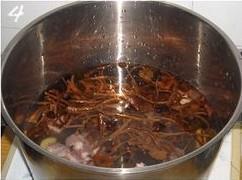 茶树菇排骨汤的做法图解4