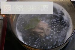 黑豆海带牛尾汤的做法图解7