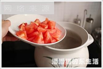 番茄莲藕排骨汤的做法图解5
