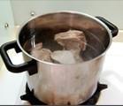 辣牛肉米粉的做法步骤1