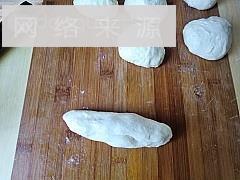蜜豆花朵面包的做法步骤4