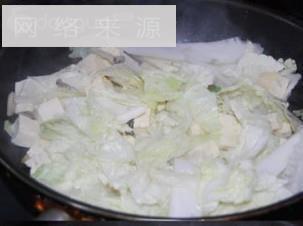 牡蛎豆腐白菜汤的做法步骤4