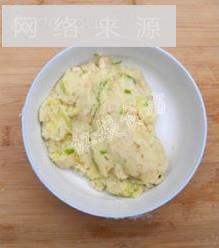 香煎土豆虾仁饼的做法步骤9
