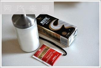 焦糖香草奶茶的做法步骤1